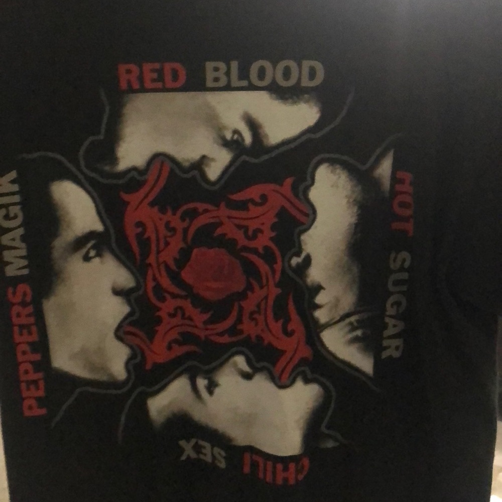 Black Red Hot Chili Peppers shirt. Men’s medium - Picture 2 of 3